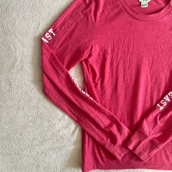 Vintage Abercrombie & Fitch Pink Crew Neck Tee - Picture 5 of 8